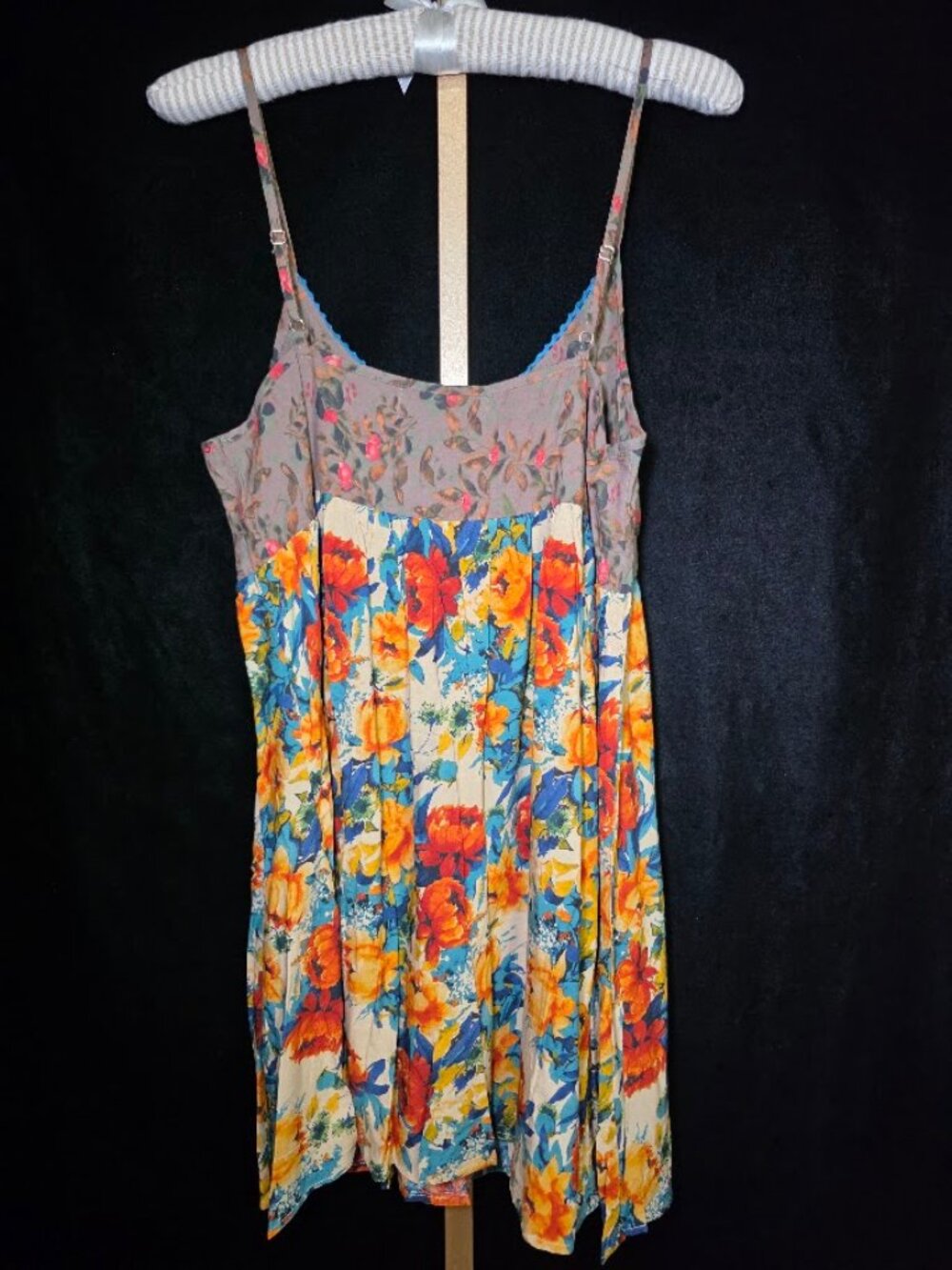 NWT Natural Life Gigi Mini Dress - Grey Orange Roses M - Picture 5 of 8